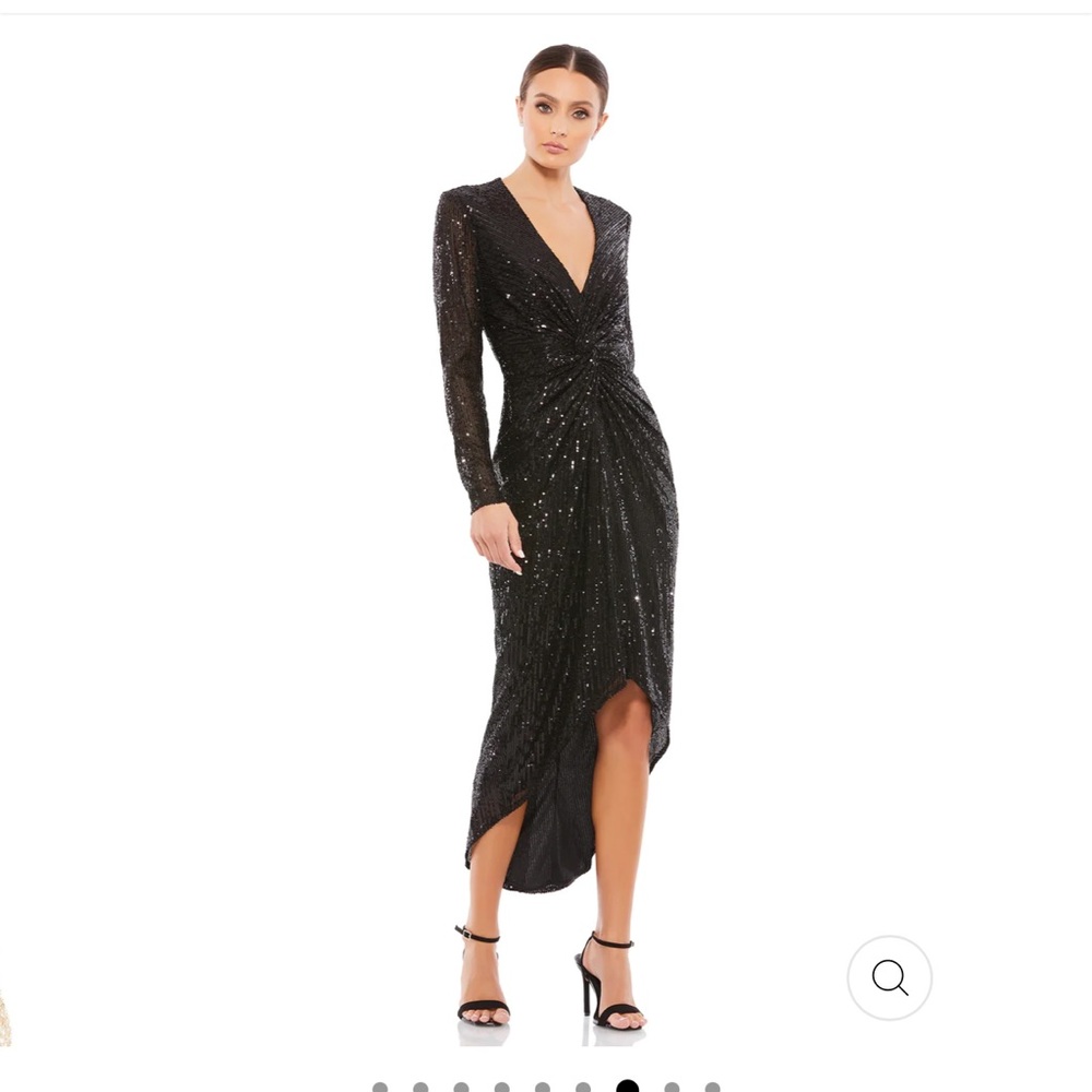 SEQUIN KNOTTED LONG
SLEEVE MIDI DRESS